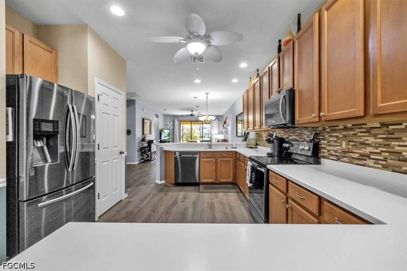 2 bedroom Attached at 3717 Pino Vista Way, Terra Vista, Estero — photo 3