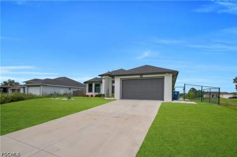 3800 10th St W, Lehigh Acres FL - photo 8 of 48