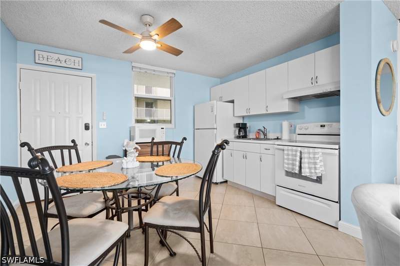 1 bedroom Condominium at 5900 Bonita Beach Rd 507, Beach And Tennis Club, Bonita Springs — photo 2