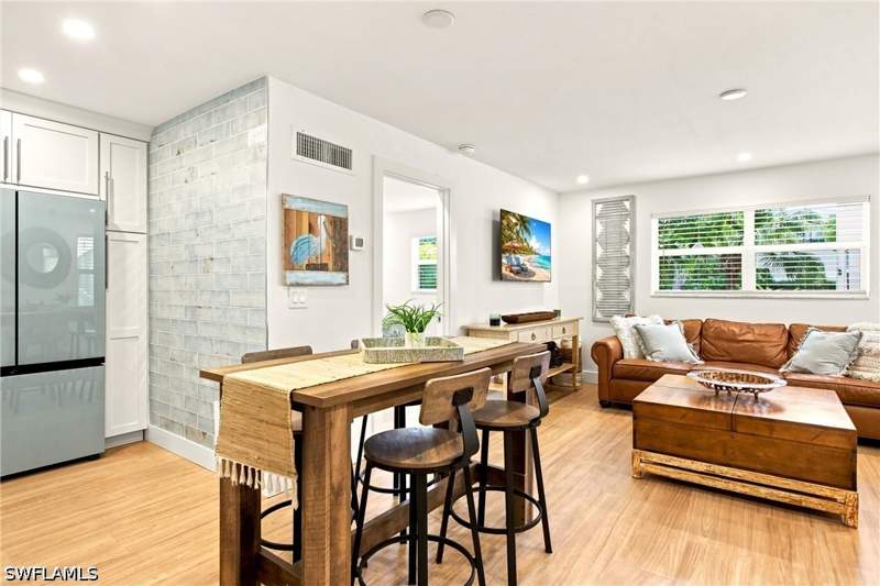 1 bedroom Condominium at 780 10th Ave S 1, Twin Palms, Naples — photo 4