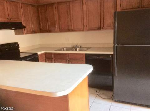 5249 Cedarbend Dr 3, Fort Myers FL - photo 9 of 19