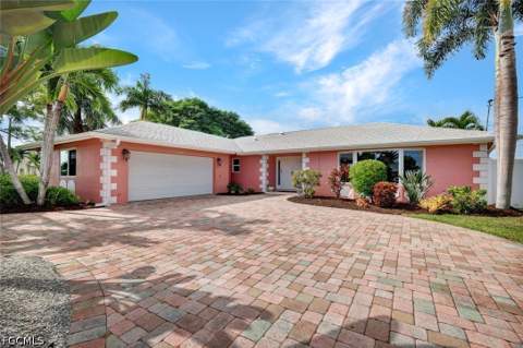 4232 SE 8th Pl, Cape Coral FL - photo 12 of 35