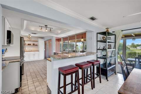 4232 SE 8th Pl, Cape Coral FL - photo 15 of 35
