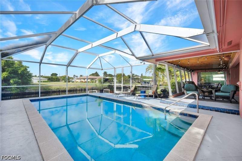3 bedroom SingleFamilyResidence at 4232 SE 8th Pl, Cape Coral, Cape Coral — photo 2