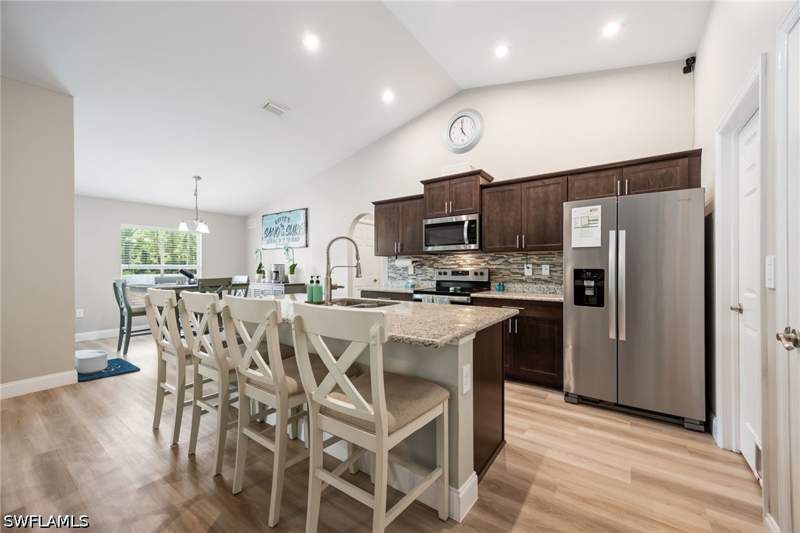 3 bedroom SingleFamilyResidence at 1020 Prospect Ave, Lehigh Acres, Lehigh Acres — photo 5