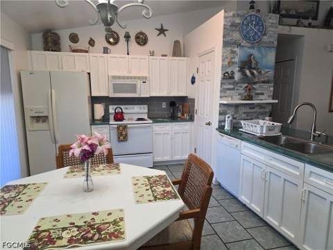 1409 NW 9th Ter, Cape Coral FL - photo 7 of 24