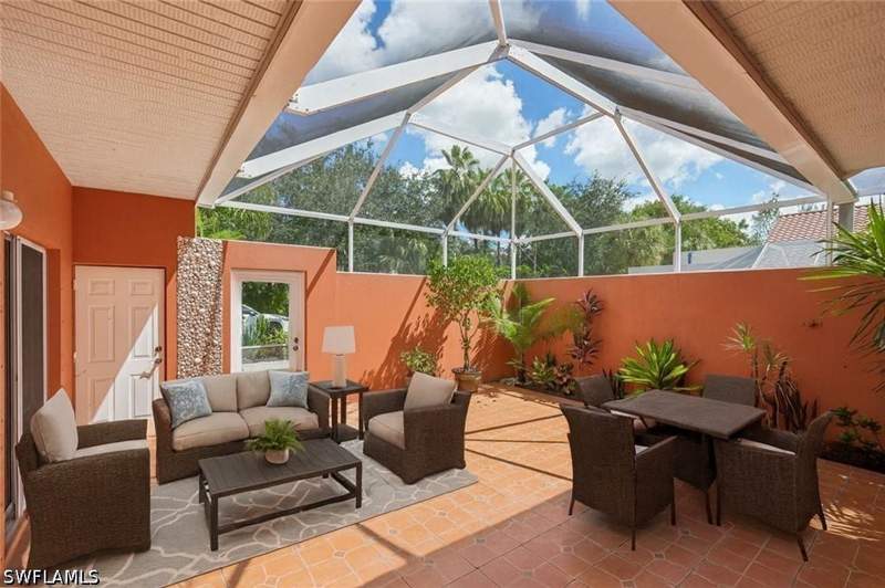 2 bedroom Attached at 4337 Covey Cir 9C, Quail Woods Courtyards, Naples — photo 2