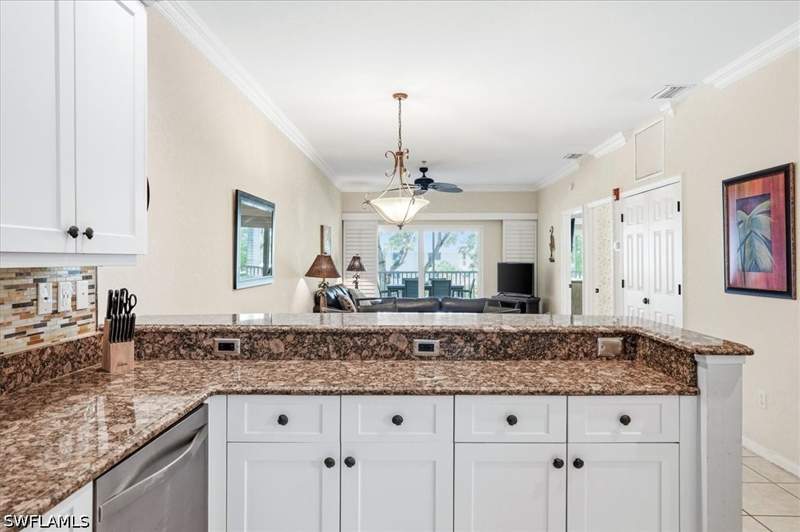 2 bedroom Condominium at 140 Palm St 207, Olde Marco Inn, Marco Island — photo 3