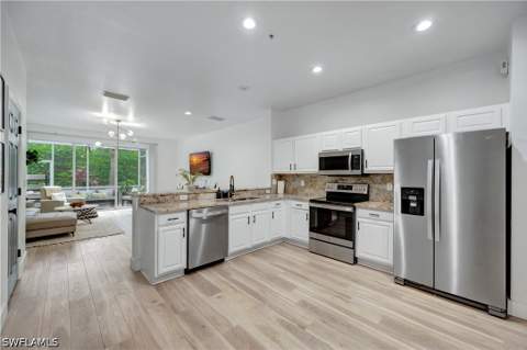 16082 Caldera Ln, Naples FL - photo 6 of 25
