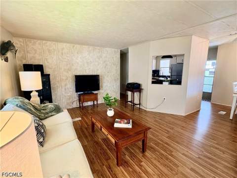 2790 Indianwood Dr, North Fort Myers FL - photo 12 of 33