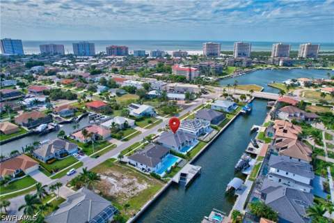 768 Amazon Ct, Marco Island FL - photo 11 of 37
