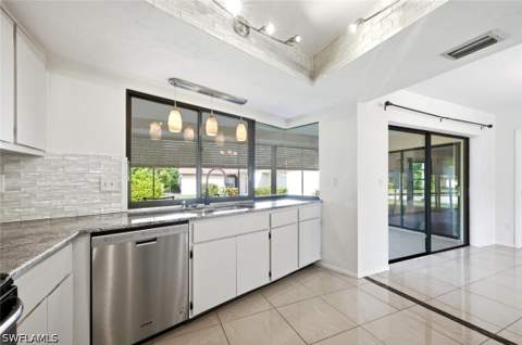 102 Round Key Cir G3, Naples FL - photo 10 of 34