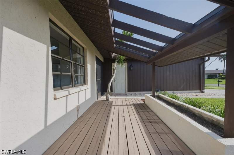 2 bedroom Attached at 102 Round Key Cir G3, Lakewood Villas, Naples — photo 5