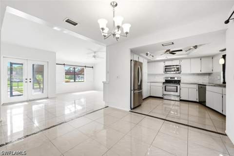 102 Round Key Cir G3, Naples FL - photo 9 of 34