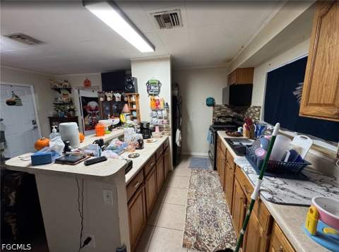 559 San Bernardino St, North Fort Myers FL - photo 6 of 12