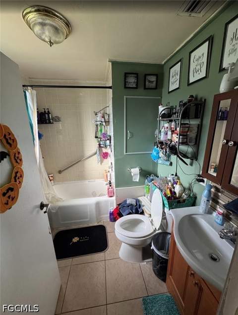 559 San Bernardino St, North Fort Myers FL - photo 7 of 12