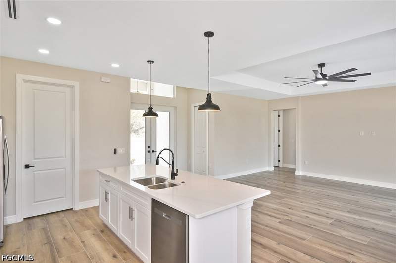 4 bedroom SingleFamilyResidence at 1906 NW 28th Ave, Cape Coral, Cape Coral — photo 5