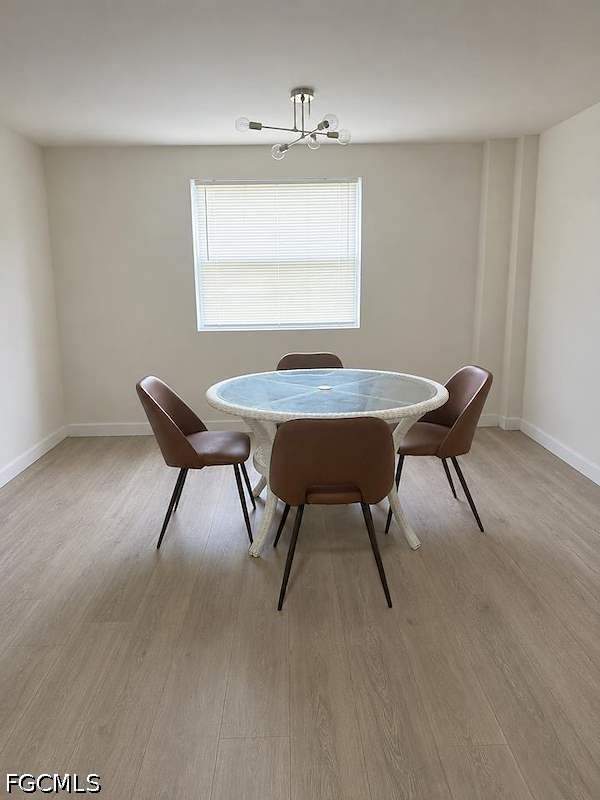 4 bedroom SingleFamilyResidence at 3516 E Riverside Dr, Hendry Estates, Fort Myers — photo 5