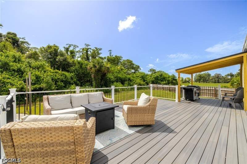 3 bedroom SingleFamilyResidence at 3005 Mignon Cir, Port Labelle, Labelle — photo 5
