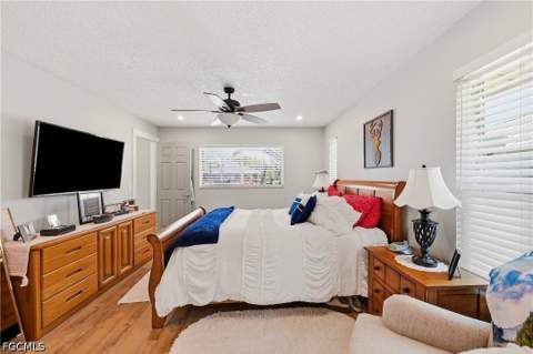 7219 Reymoor Dr, North Fort Myers FL - photo 16 of 49