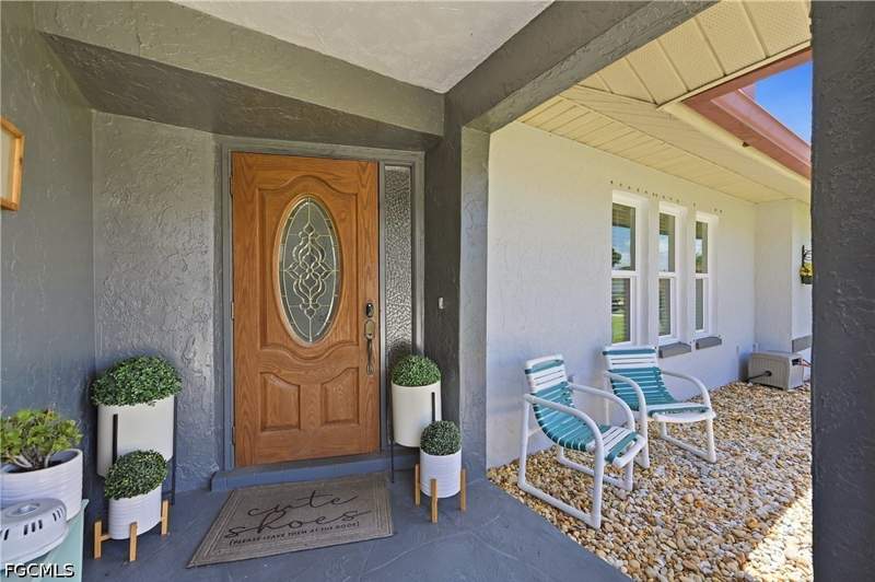 4 bedroom SingleFamilyResidence at 7219 Reymoor Dr, United Florida Fruit Company 1st Addition Subd, North Fort Myers — photo 3