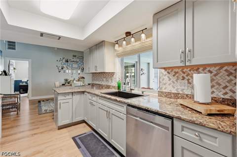 7219 Reymoor Dr, North Fort Myers FL - photo 8 of 49