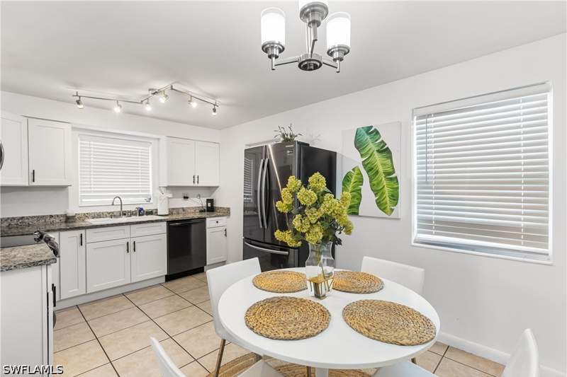 3 bedroom SingleFamilyResidence at 2191 Thomasson Dr, Eagle Acres, Naples — photo 5