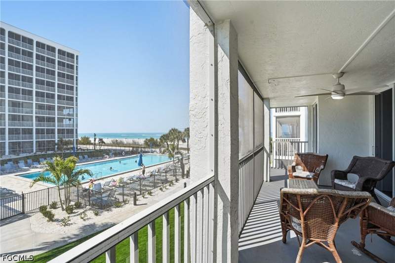 2 bedroom Condominium at 7146 Estero Blvd 212, Creciente, Fort Myers Beach — photo 3