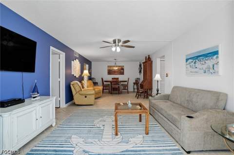 7146 Estero Blvd 212, Fort Myers Beach FL - photo 9 of 39