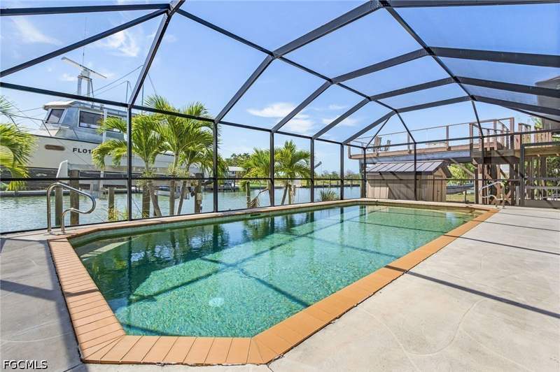 2 bedroom SingleFamilyResidence at 2272 York Rd, Gulfhaven, St James City — photo 3