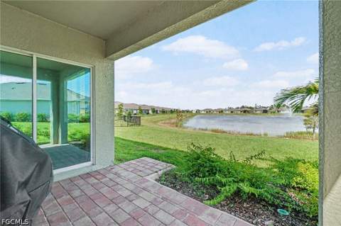 20313 Camino Torcido Loop, North Fort Myers FL - photo 13 of 24