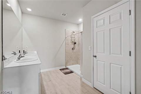 20313 Camino Torcido Loop, North Fort Myers FL - photo 8 of 24