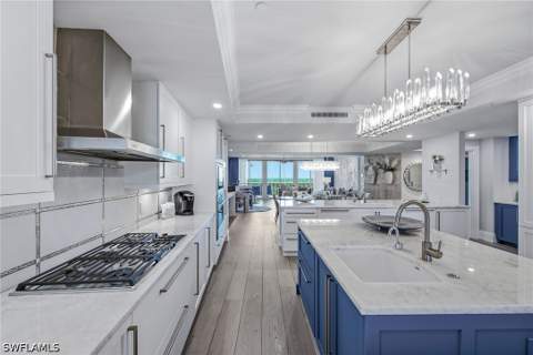 13665 Vanderbilt Dr 603, Naples FL - photo 10 of 33