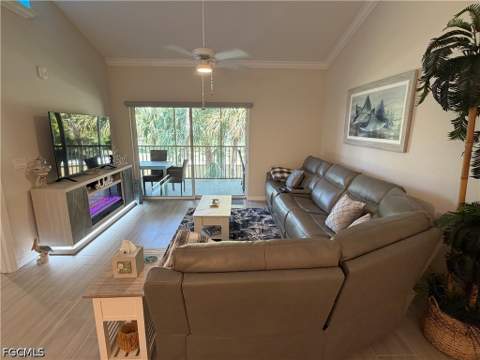 1137 Winding Pines Cir 205, Cape Coral FL - photo 8 of 23