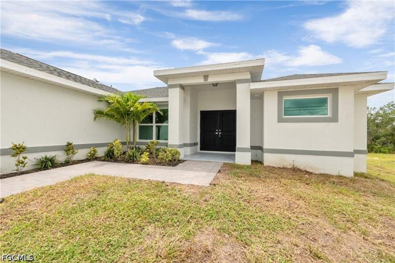 3 bedroom SingleFamilyResidence at 1718 NE 13th Pl, Cape Coral, Cape Coral — photo 5