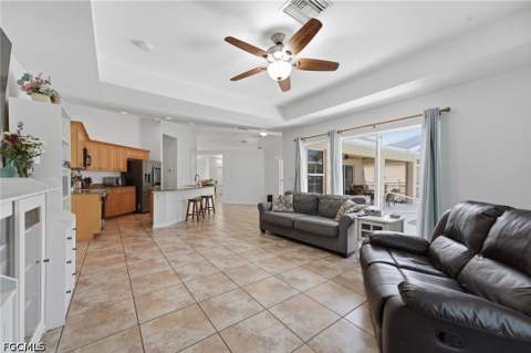 3418 Oasis Blvd, Cape Coral FL - photo 11 of 33