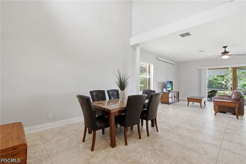 4 bedroom SingleFamilyResidence at 2513 Keystone Lake Dr, Coral Lakes, Cape Coral — photo 4