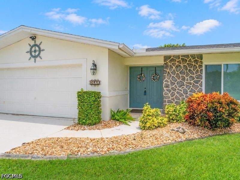3 bedroom SingleFamilyResidence at 1220 SE 22nd St, Cape Coral, Cape Coral — photo 4