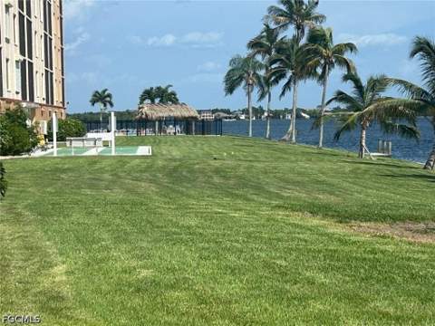 4260 SE 20th Pl 205, Cape Coral FL - photo 15 of 26