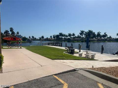 4260 SE 20th Pl 205, Cape Coral FL - photo 17 of 26