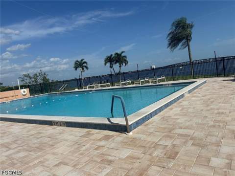 4260 SE 20th Pl 205, Cape Coral FL - photo 23 of 26