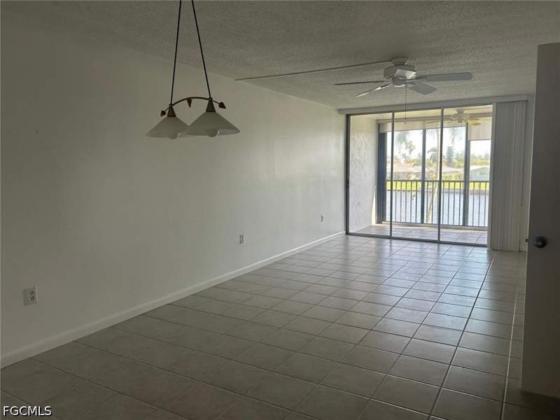 2 bedroom Condominium at 4260 SE 20th Pl 205, River Towers Condo, Cape Coral — photo 3