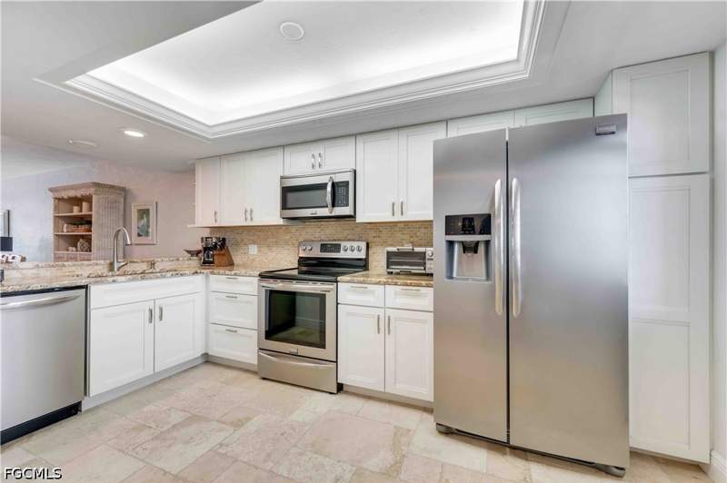 2 bedroom Condominium at 8400 Estero Blvd 502, Islands End Condo, Fort Myers Beach — photo 2