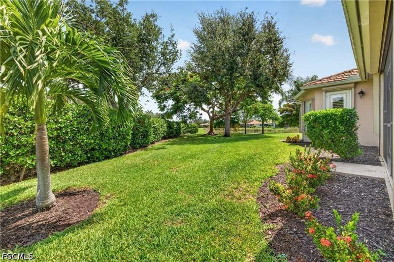 3 bedroom SingleFamilyResidence at 13818 Village Creek Dr, Colonial Shores, Fort Myers — photo 4