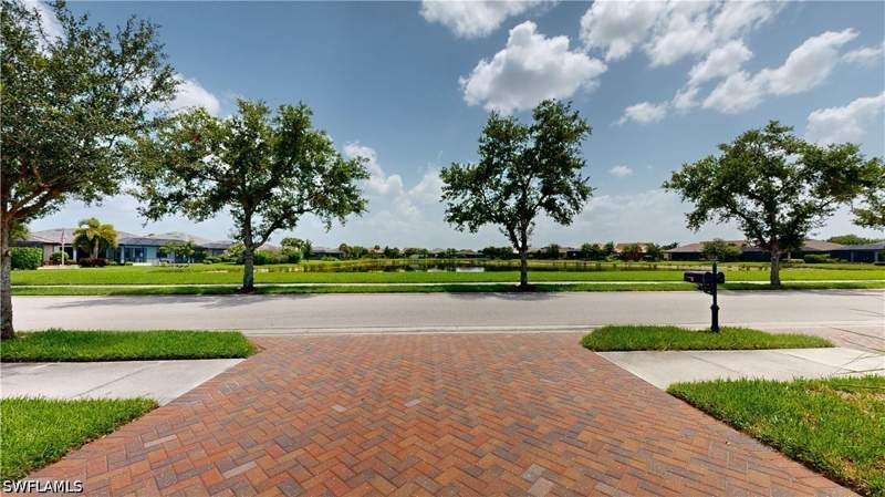 2 bedroom SingleFamilyResidence at 6325 Liberty St, Del Webb, Ave Maria — photo 3