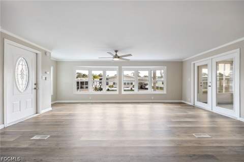 479 Nicklaus Blvd, North Fort Myers FL - photo 6 of 38