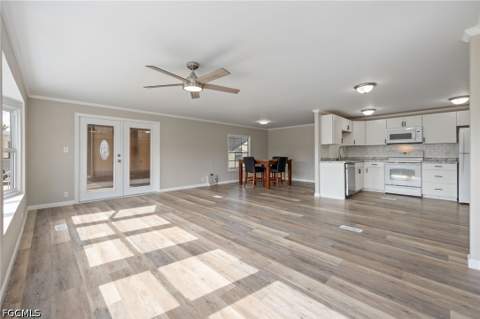 479 Nicklaus Blvd, North Fort Myers FL - photo 9 of 38