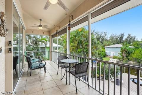 1680 Avion Pl, Naples FL - photo 16 of 50