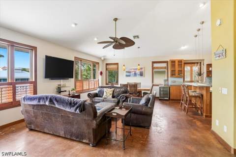 1680 Avion Pl, Naples FL - photo 18 of 50