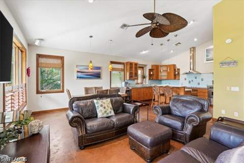 1680 Avion Pl, Naples FL - photo 19 of 50